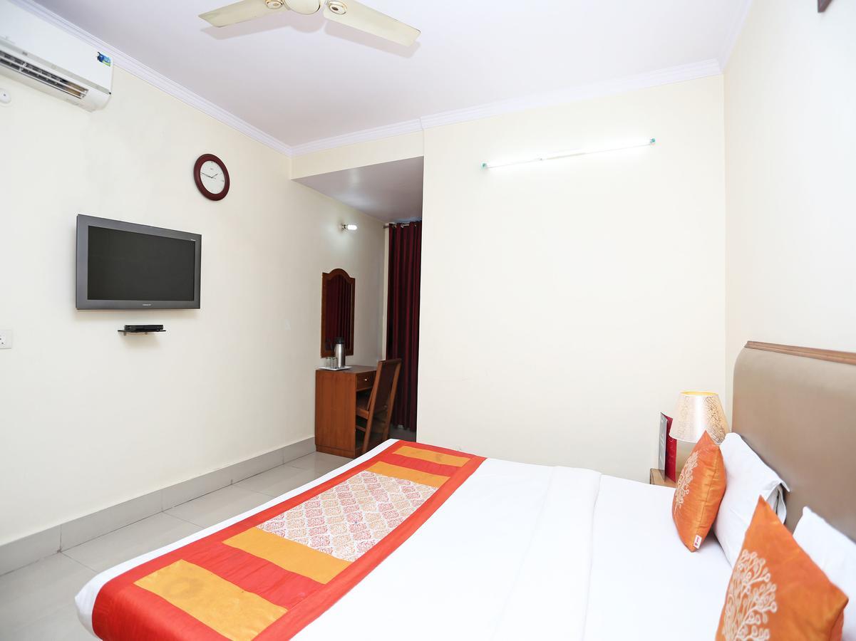 Oyo 10788 Hotel Harisons Continental Patna (Bihar) Exterior foto